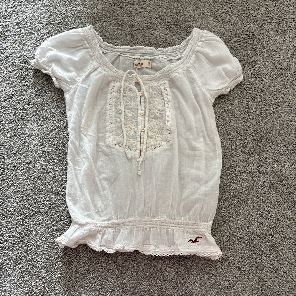 Hollister Cream Lace Trim Blouse